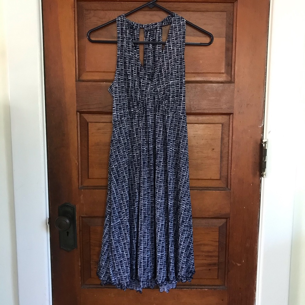 Kenneth Cole Flowy Dress